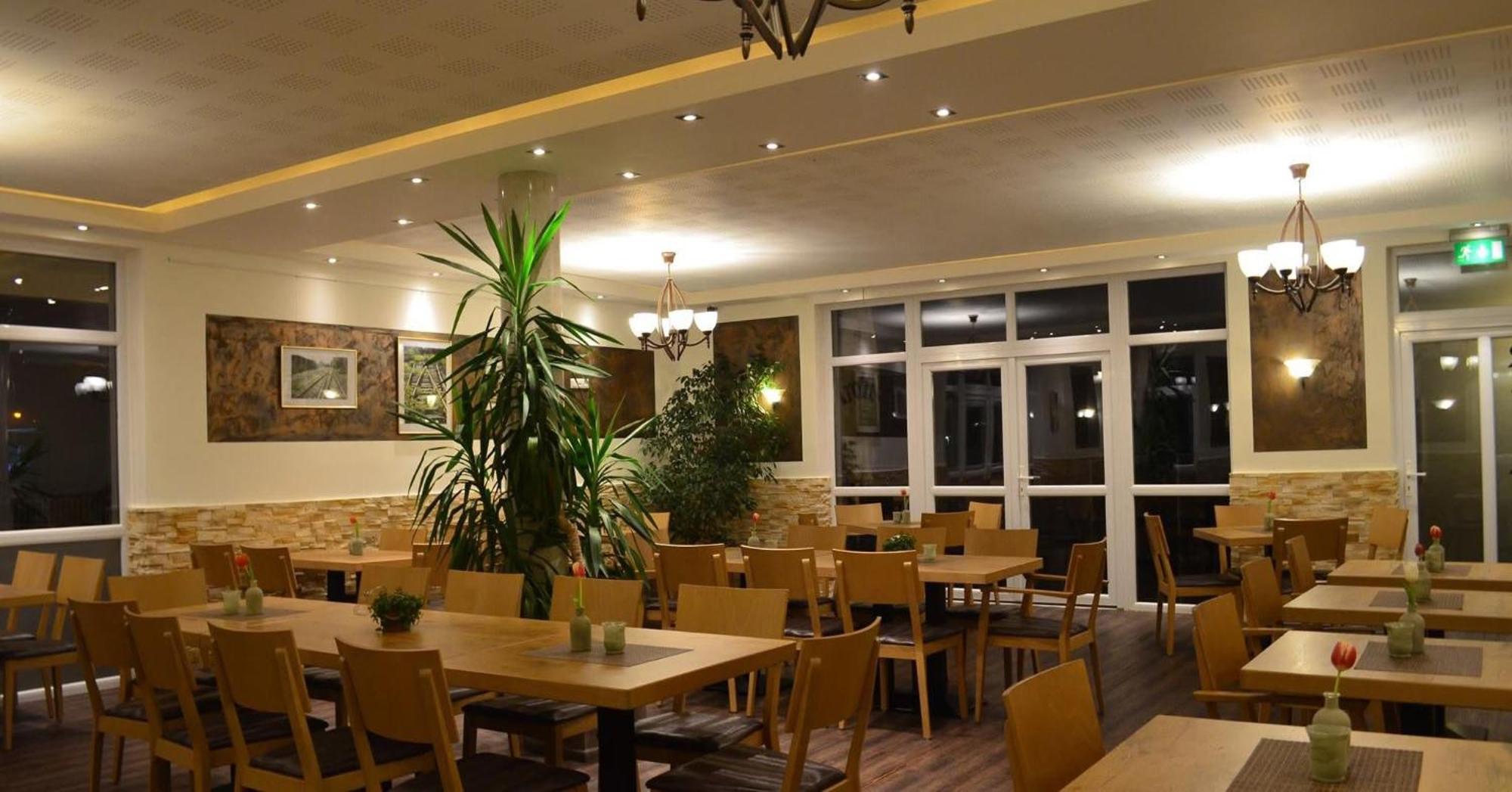 Hotel Garni Landhaus Zur Issel Isselburg Exterior foto